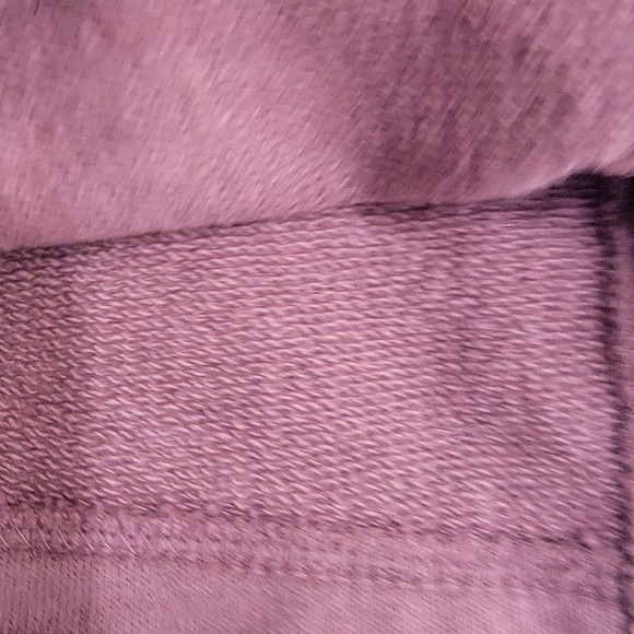 Pact Organic Cotton Pullover Sweatshirt Side Split Raw Hem Sz M Plum Mauve EUC - Picture 6 of 11